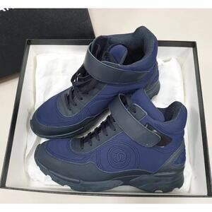 Chanel Interlocking Navy CC Logo Neoprene Sneakers Sz.38.5